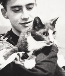 Olly Alexander 57da077c2ca5e.jpg