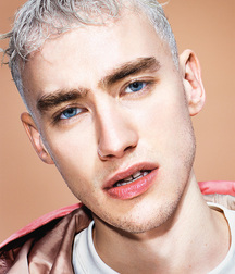 Olly Alexander 57da0788cc134.jpg