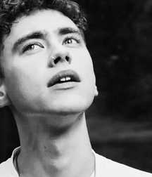 Olly Alexander 57da0792f1bfb.jpg