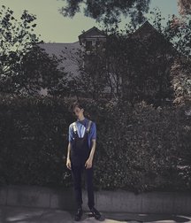 Troye Sivan Mellet 5889b80f411a3.jpg