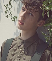Troye Sivan Mellet 5889b812c715c.jpg