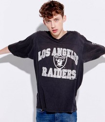 Troye Sivan Mellet 5889b822a4211.jpg