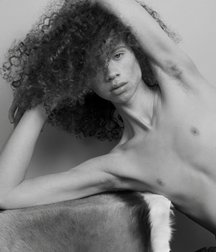 Random models  59091bd66a177.jpg