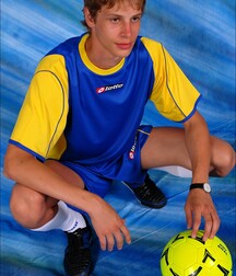 Maxim - Hot Soccer Twink Porn Solo 61d9eb8fe0a1c.jpg