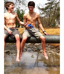 Tenakoe's cute guys 58fb3c09d3477.jpg