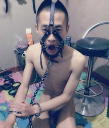Tenakoe's happy slaves 5ba4fe62330fd.jpg