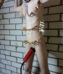 Tenakoe's happy slaves 5be1cb688bfaf.jpg