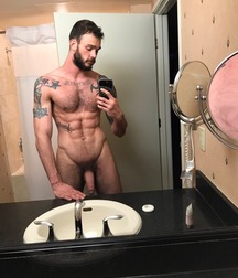 hot cocks 5982ad307cc7c.jpg