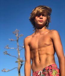 Hobbit1993 favorites  5df4a843a0a3e.jpg