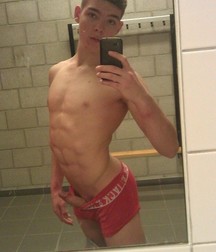 Hobbit1993 favorites  5df4a8497780e.jpg