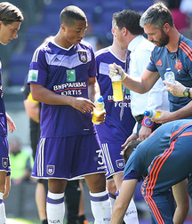 Hot soccer players 57b971435b9fc.jpg