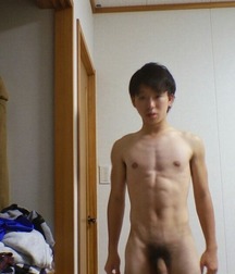 OMG, they're Asian 56d20eb32a8f7.jpg
