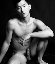 Asians...I'll take 'em all! 56e43f0234388.jpg