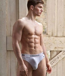 Get 'em off! 56e9866dd4720.jpg