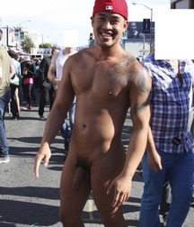 Gotta love Asians 571501c10dfd5.jpg
