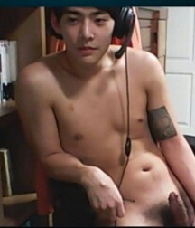 Hot Asians 571f88c84dc0d.jpg