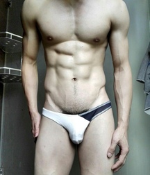 Under there 573b36d298725.jpg