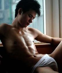 Underhere! 573f33638973b.jpg