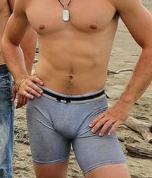 Underthere 57ab474ae03de.jpg
