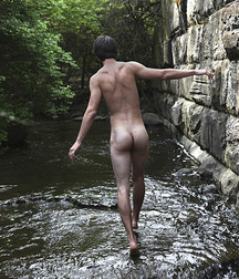 Bouncy Bums 57b097b4240dd.jpg