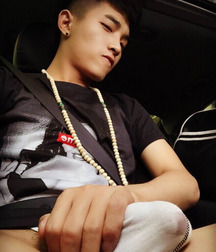 Boy Bumps 57b9bf9744c6e.jpg