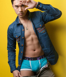 Boy Bumps 57b9bf991614c.jpg
