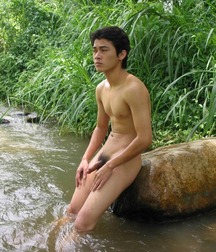 They're Asian, sigh 57fe4f550ef2b.jpg