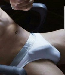 Bulging Boys 5808cb3f6d0af.jpg