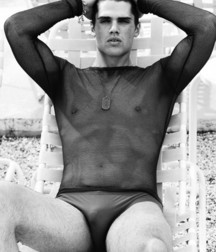 Get 'em off! 580cd53b80b61.jpg
