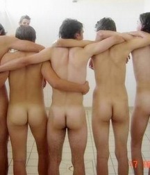 21 Bum Salute 580e1798c40e9.jpg