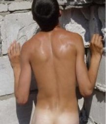 21 Bum Salute 580e179a688af.jpg