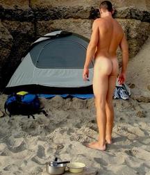 Bums aplenty 584847e50ce28.jpg