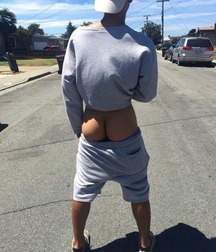 You cheeky thing 5848481e2ee5c.jpg