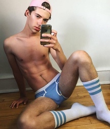 Bulging boys 586e772827ddd.jpg