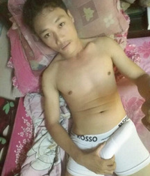 Bulging Boys 5883968455e15.jpg
