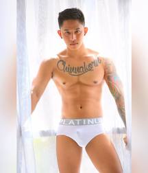 Bulging Boys 5883968843c93.jpg