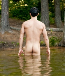 Bums....just bums 58b45a2fbf30f.jpg