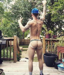 The butt end of things 58b8329f4b5cc.jpg