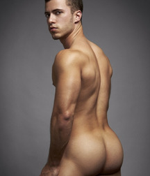 21 Bum Salute 58c56f855129c.jpg