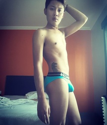 Boy Bulges 58e8e6c08971c.jpg