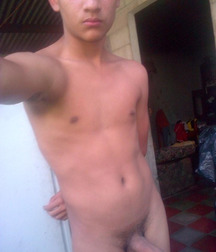 Latino 593414c9c3138.jpg