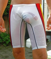 Boy Bulges 593abc05a3283.jpg