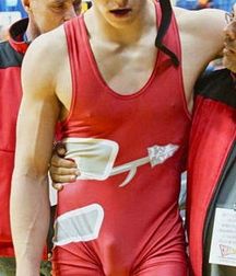 A bit of a bulge 595668b5dc7fd.jpg