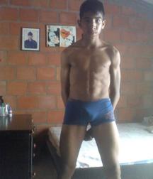 A bit of a bulge 595668ba53f8f.jpg