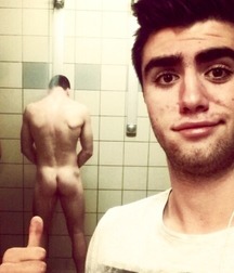 Boy bums 5962444060092.jpg