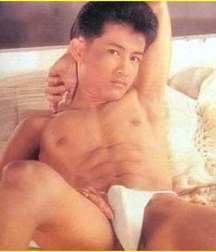 Boy Bulges 5a1309ab3bb18.jpg