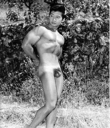 All those Asians! 5a3542d81e19c.jpg