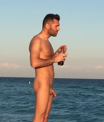 Shaved 888 5a354334cb408.jpg