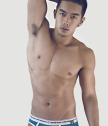 Boy Bulges 5aae938a007fb.jpg