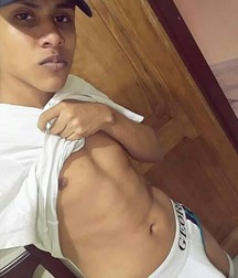 Boy Bulges 5aae939ad6e1f.jpg
